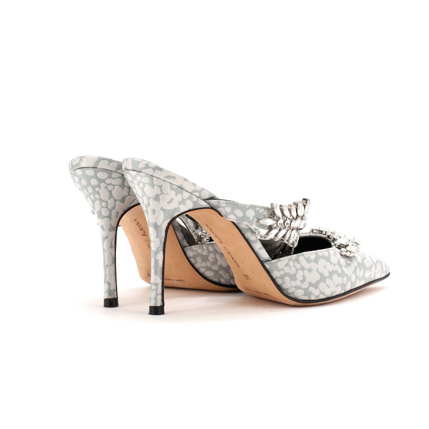 Manolo Blahnik Women'S Lurum Heeled Mules Jacquard 90