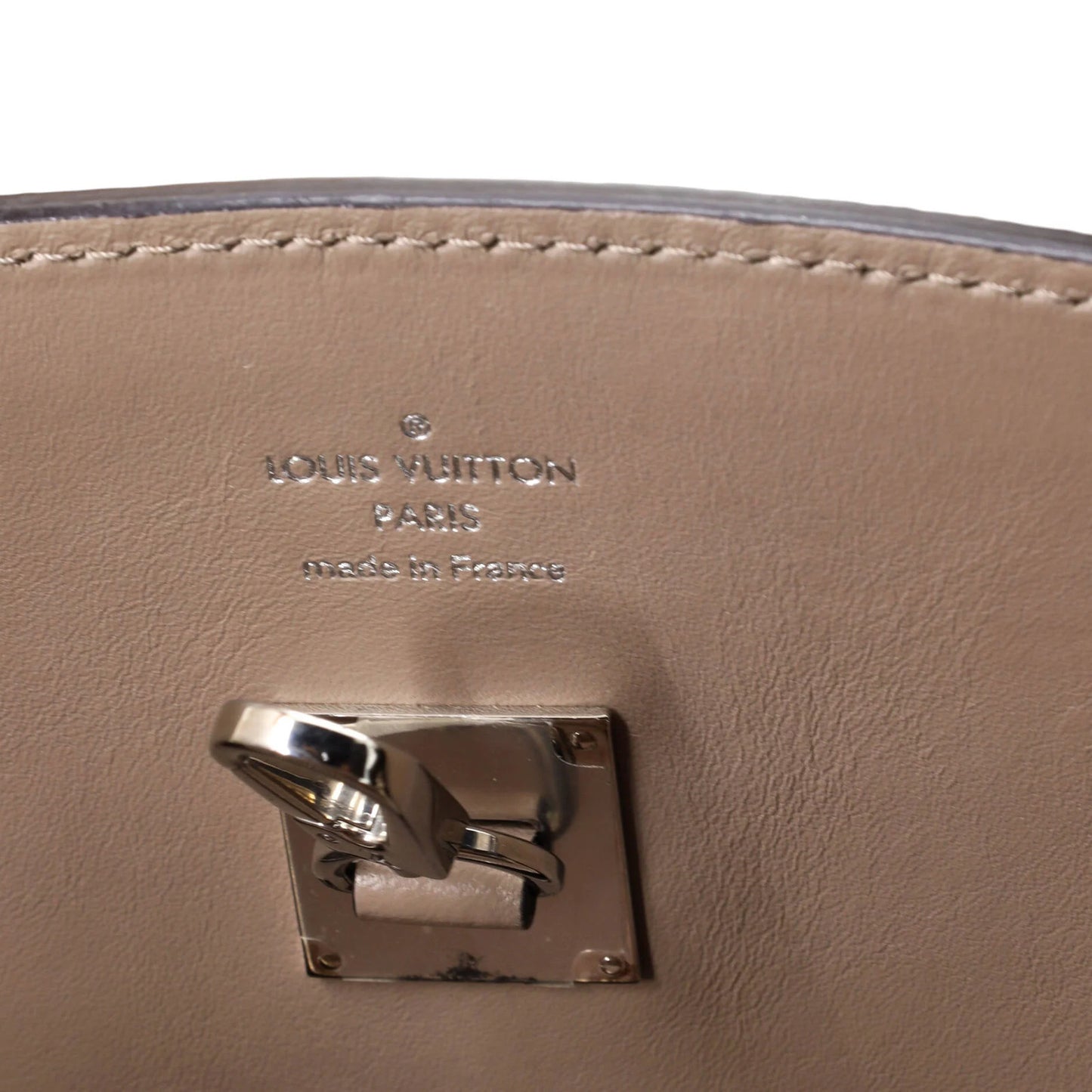 Louis Vuitton Milla Handbag Veau Nuage Calfskin Mm