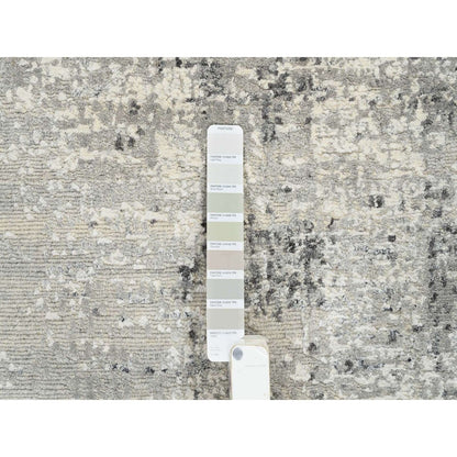 2'7"X6' Light Gray Natural Wool Hand Knotted Modern Design Runner Rug