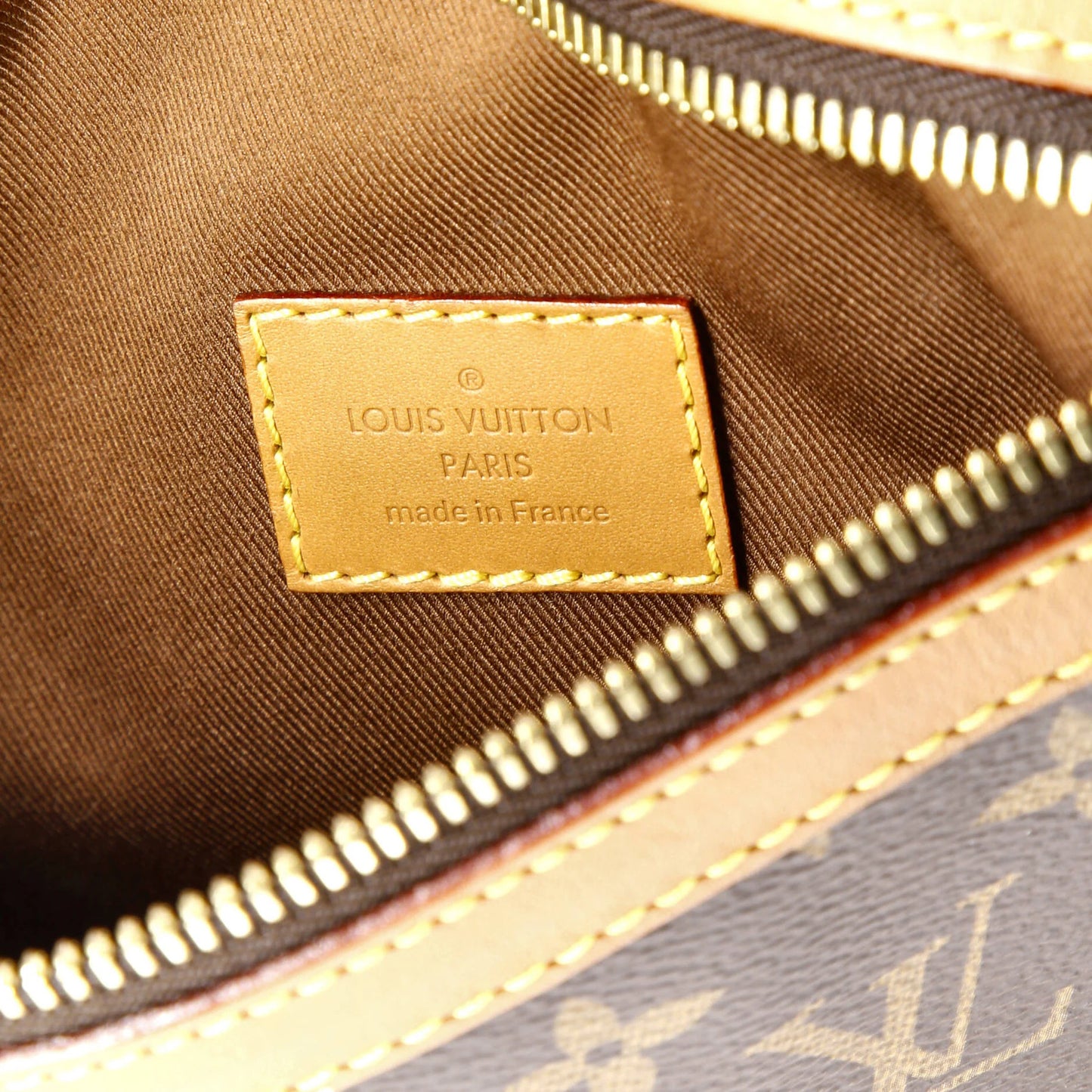 Louis Vuitton Saumur Messenger Bag Monogram Canvas Pm