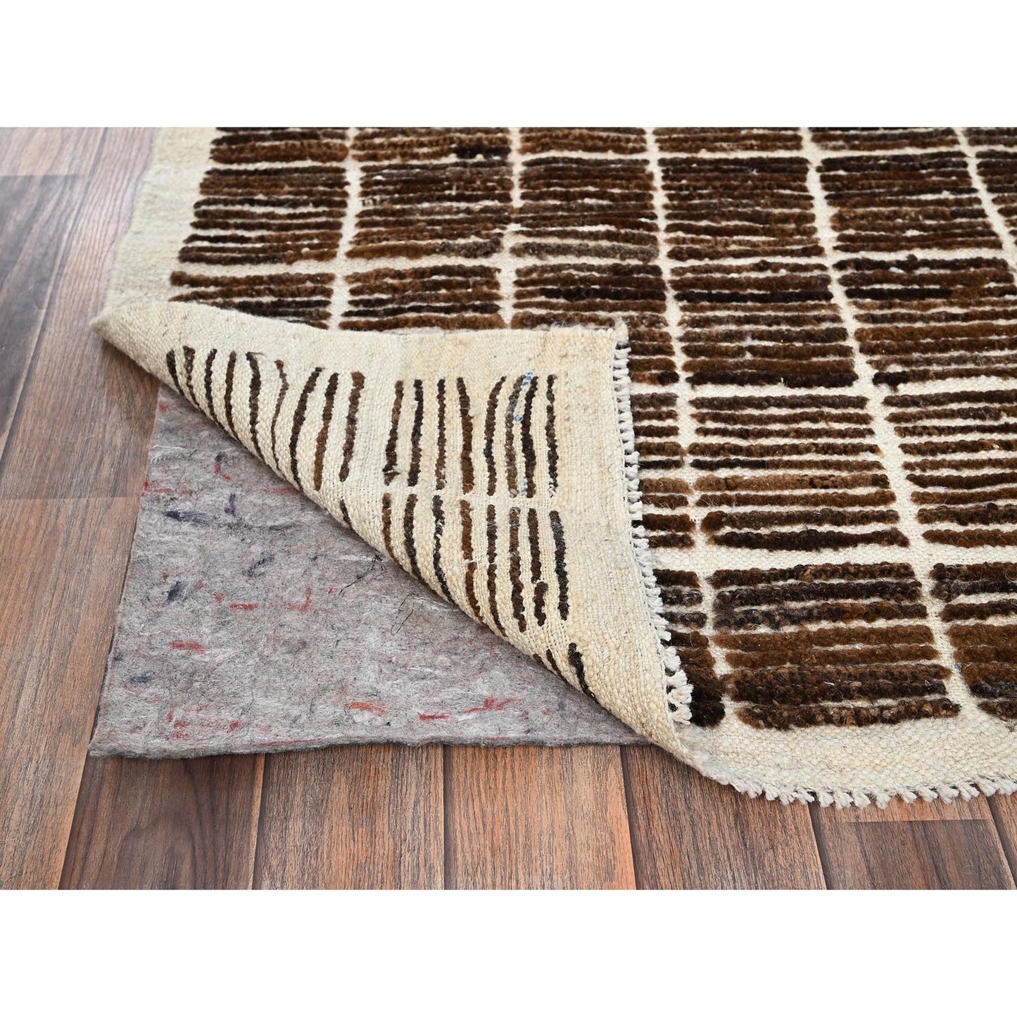 4'10"X6'4" Brown Moroccan Weave Grid Design Hand Knotted Natural Wool Rug