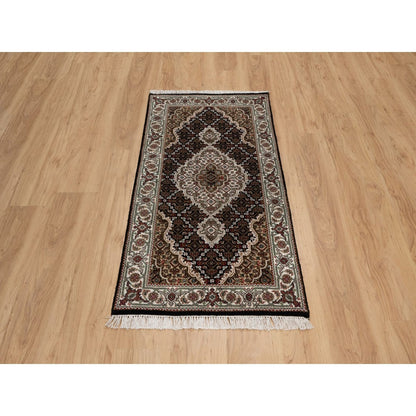 2'4"X4'9" Black Tebraz Mahi With Medallion Design Wool Rug Hand Knotted