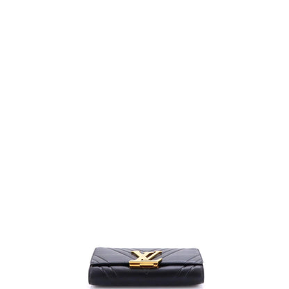 Louis Vuitton Chain Louise Clutch Airy V Leather Gm