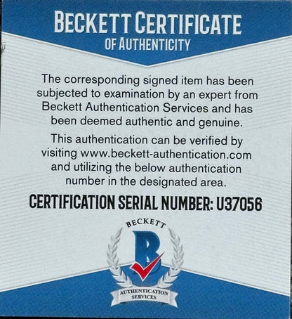 Justin Fields Autographed Buckeyes 16X20 Football Photo (Beckett)