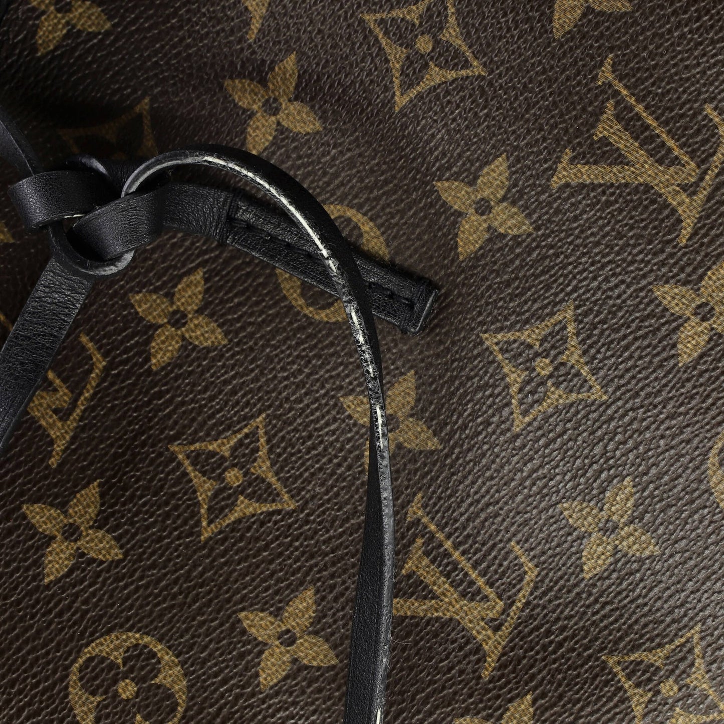 Louis Vuitton Nn14 Idole Bucket Bag Monogram Canvas And Leather Gm