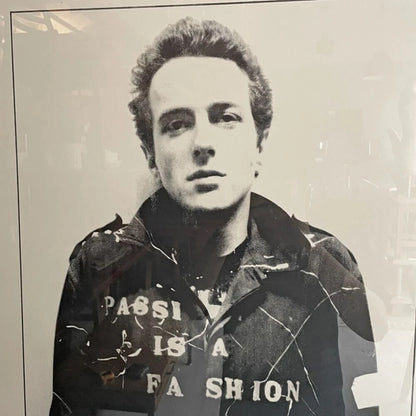 Present and Future" Original Poster with Edition Number 2004 - Joe Strummer "Past