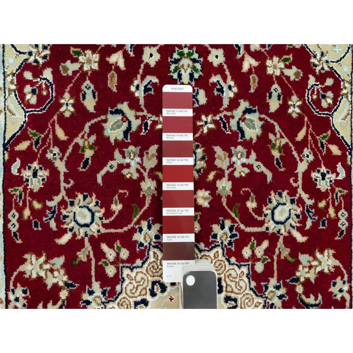 2'7"X4'1" Sun Dried Tomato Red Nain Central Medallion Hand Knotted Rug