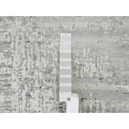 Modern Hand Knotted Light Gray Square Oriental 6'2" Design Rug