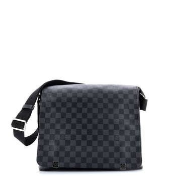 Louis Vuitton District Nm Messenger Bag Damier Graphite Mm