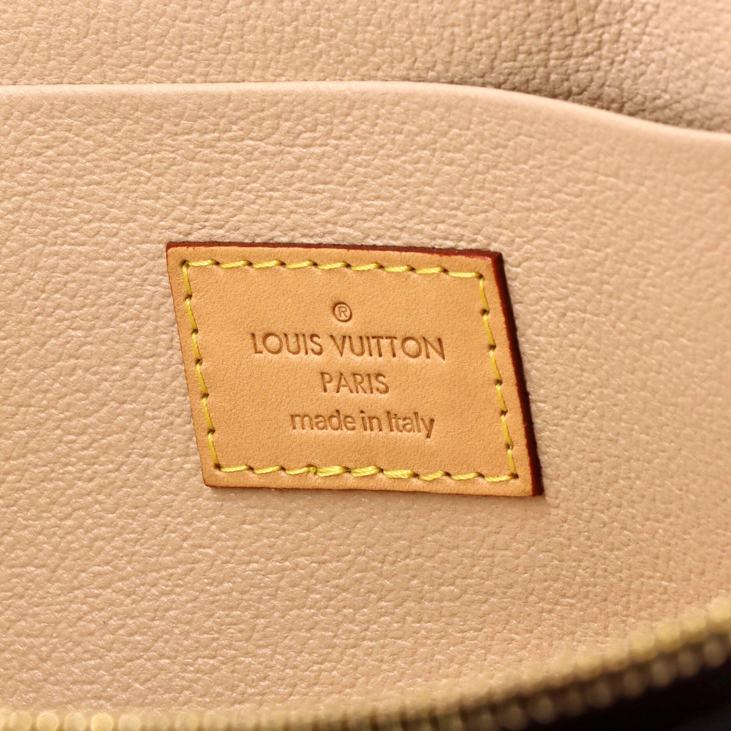 Louis Vuitton Nice Vanity Case Monogram Canvas Bb