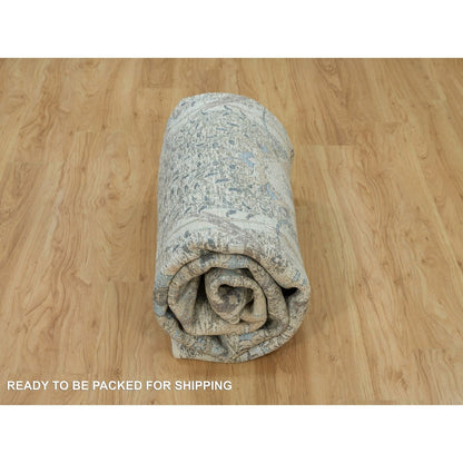 8'X8' Delicate White Sickle Leaf Hand Knotted Silk And Wool Square Rug