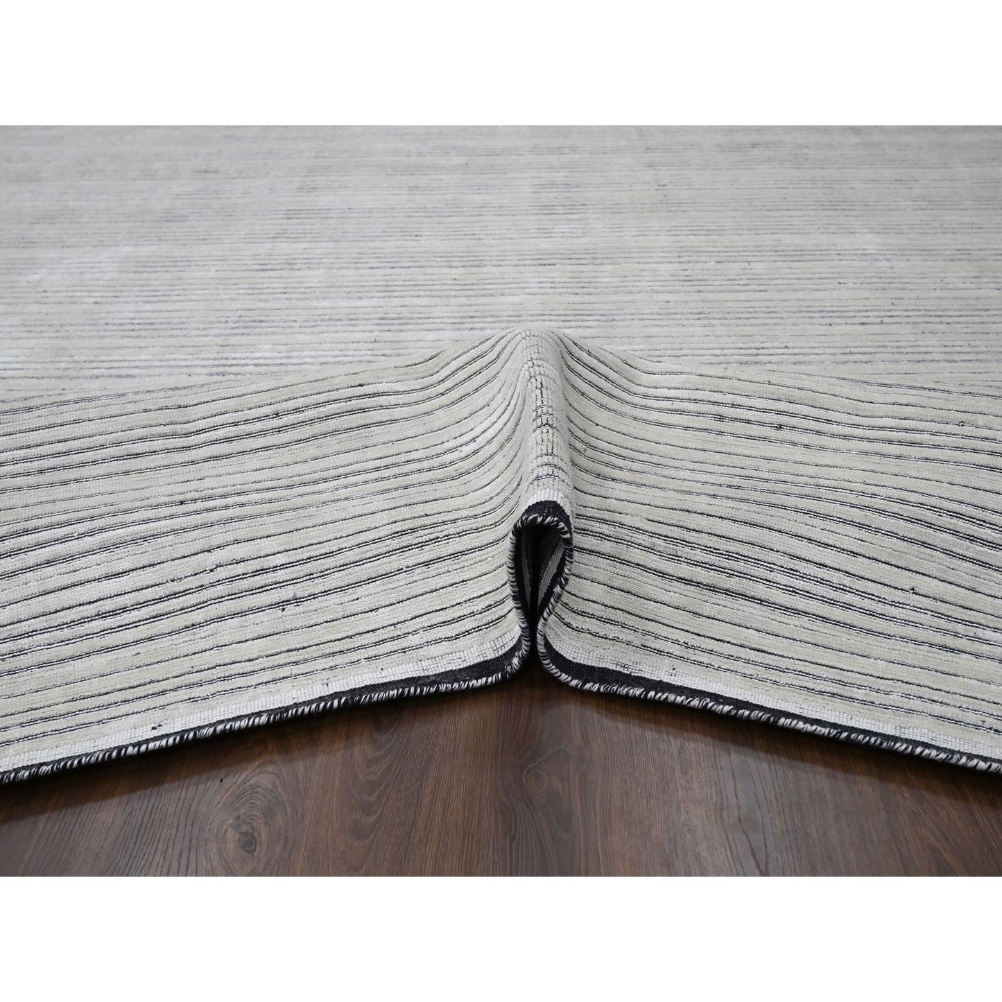 12'1"X15'1" Ivory Modern Design Wool & Silk Hand Loomed Oversized Rug