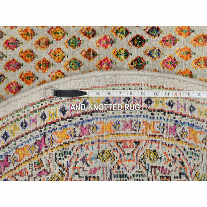 5'2"X5'2" Wool And Sari Silk Hand Knotted Beige Saroogh Round Rug