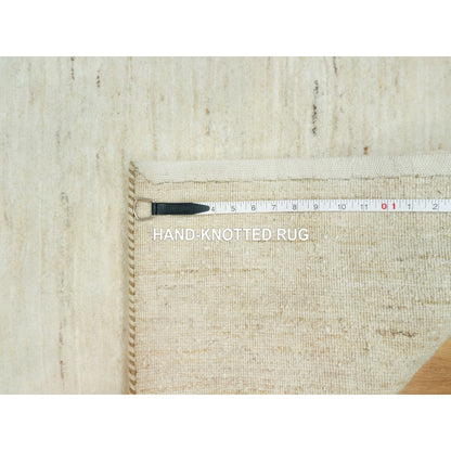 2'6"X6' White Luxuriouss Wool Hand Knotted Runner Oriental Rug