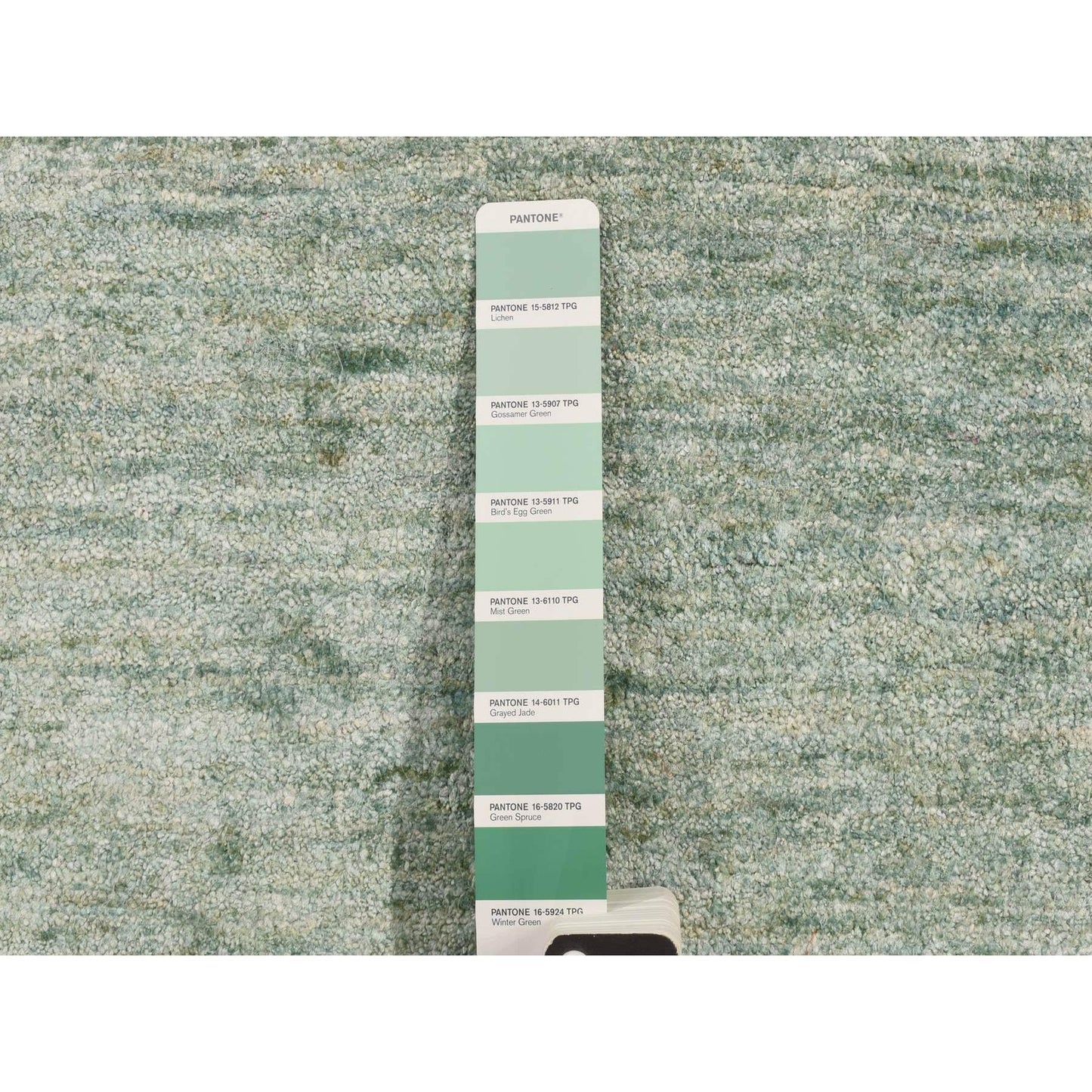 2'X3' Green Sample Pure Sari Silk Hand Knotted Plain Solid Design Mat Rug