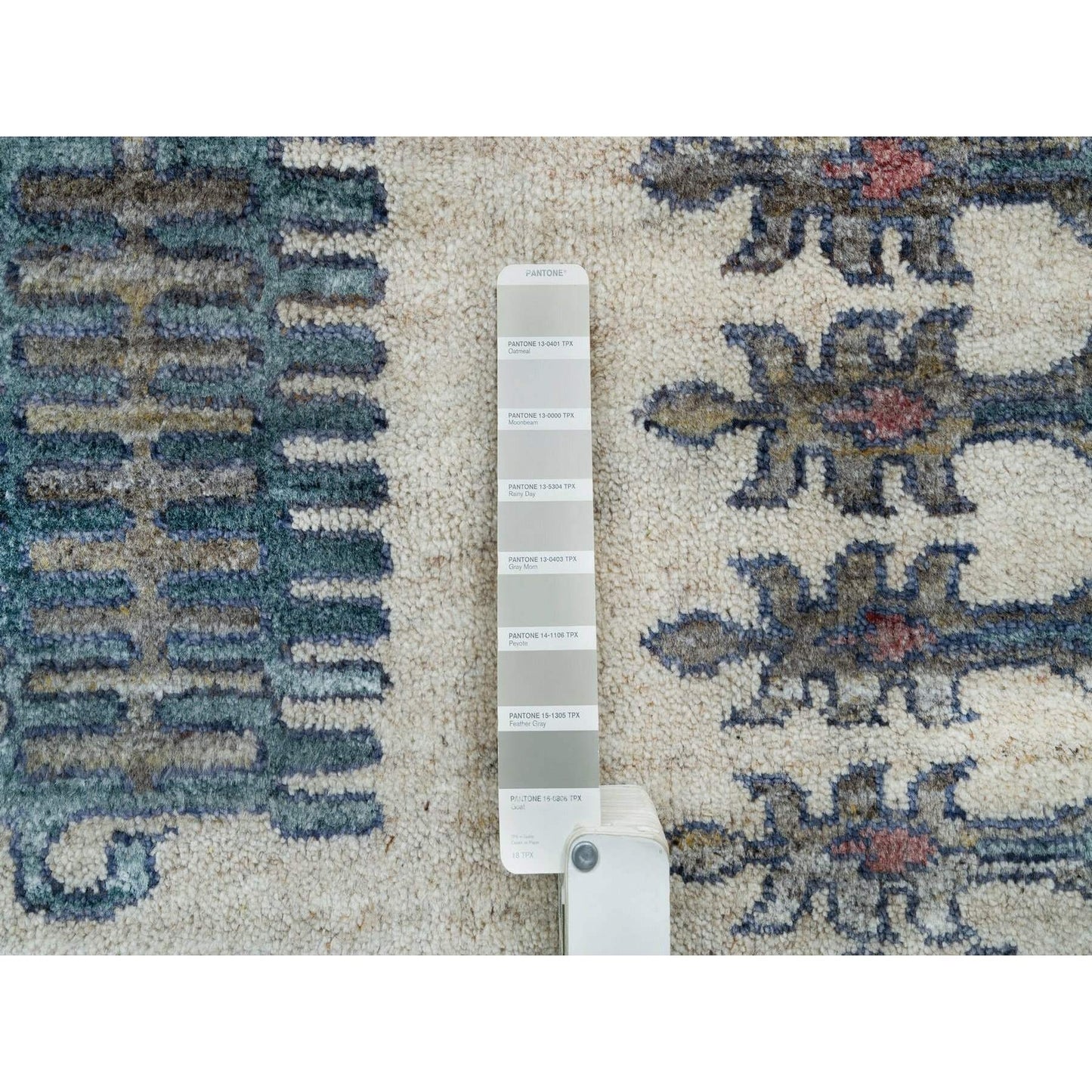 9'8"X10' Winter White Hand Knotted Viss Design Wool Square Oriental Rug