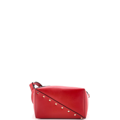 Valentino Garavani Rockstud Wispy Bucket Bag Leather Small