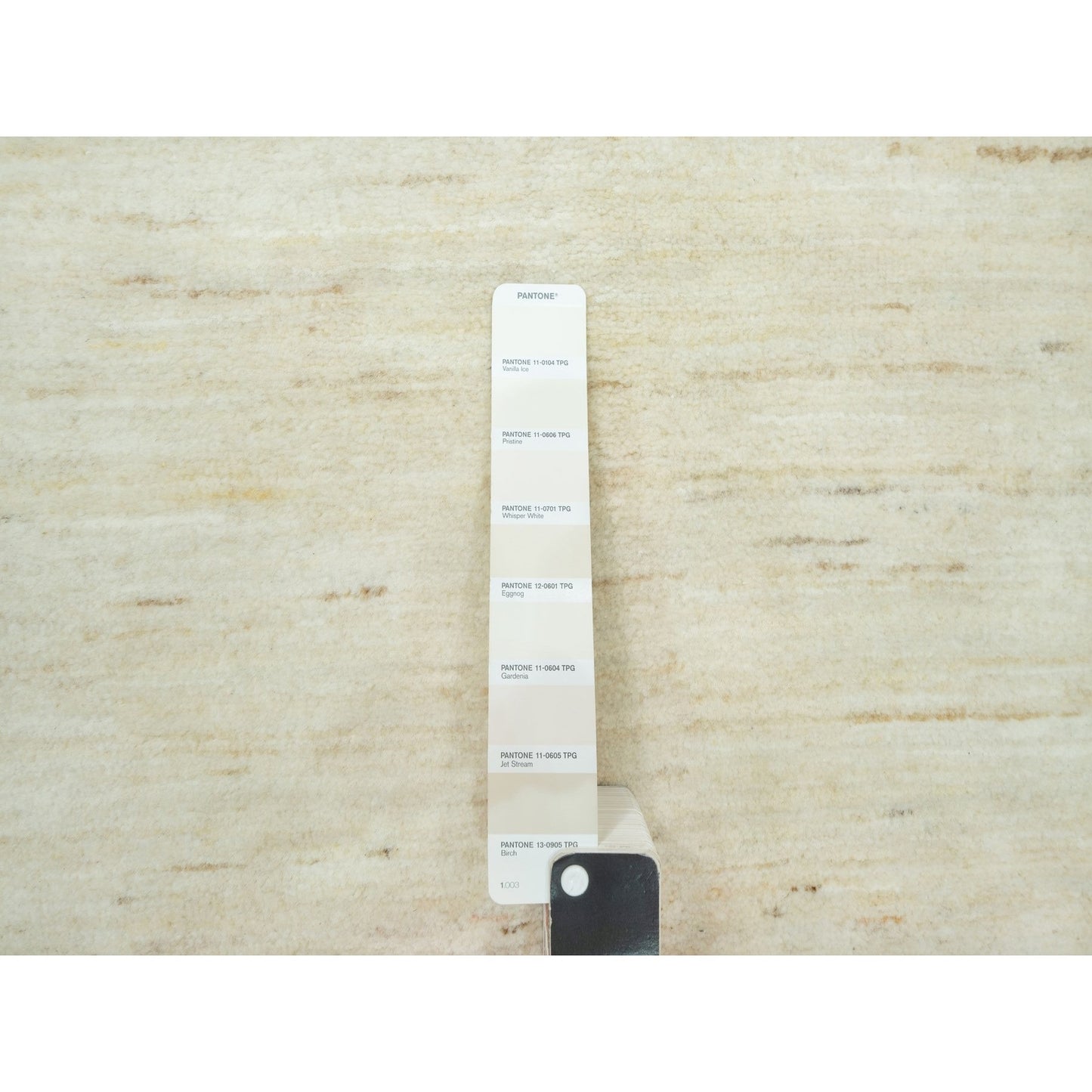 5'1X13'10" White Denser Weave Pure Wool Hand Knotted Wide Oriental Rug