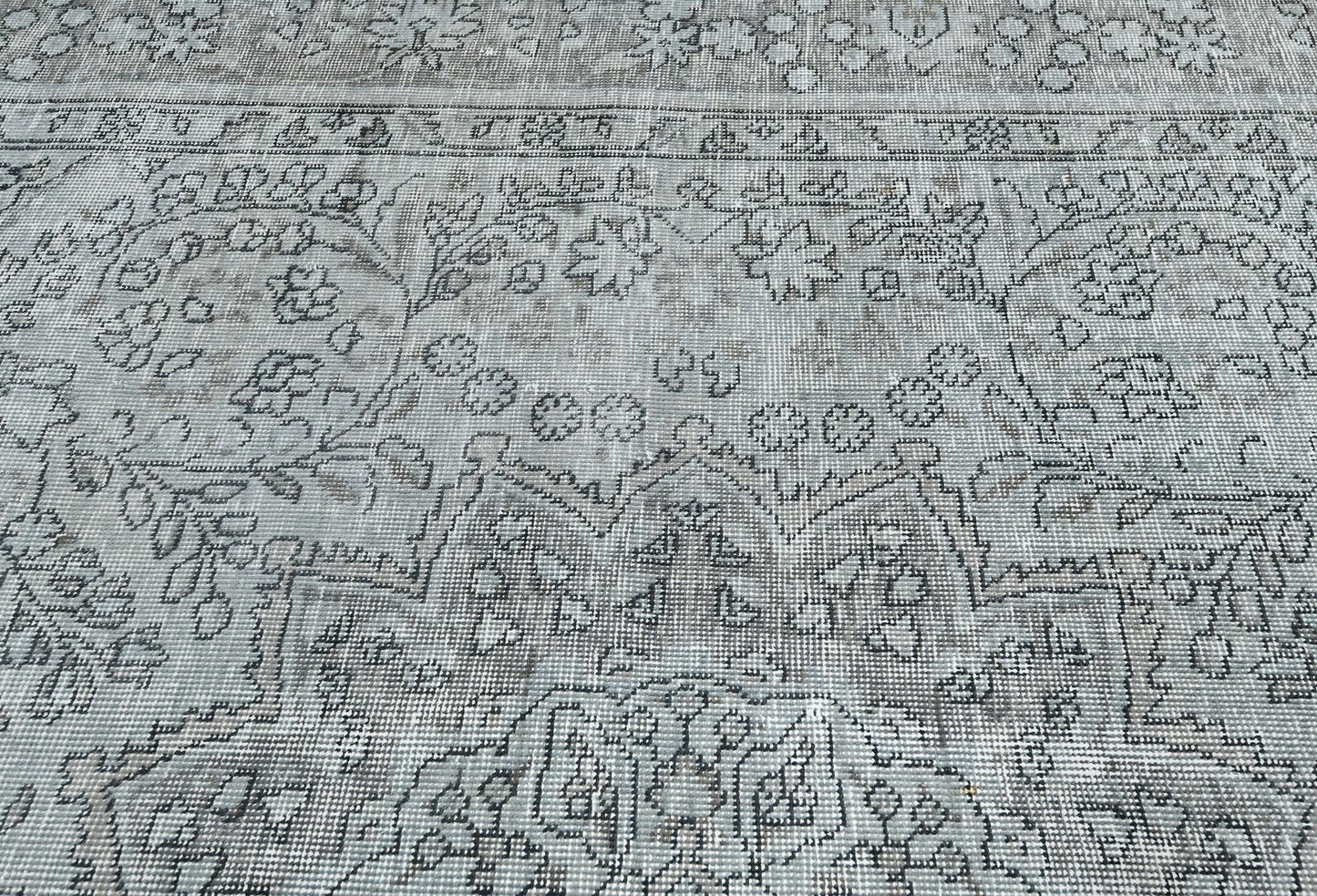 6'7X9 ft Antique Overdyed Distressed Vintage
