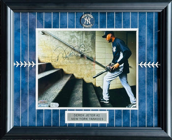 Derek Jeter Autographed 8X10 Framed Baseball Photo (Mlb/Steiner)