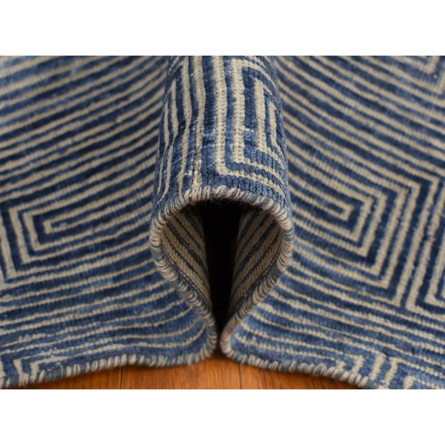 8'X10' Blue Silk With Wool Maze Design Hand Knotted Oriental Rug