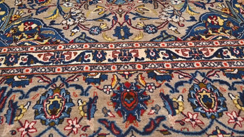 Vintage Handmade Beige Oriental Rug Floral Design