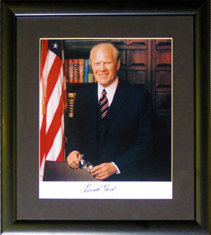 Gerald Ford Autographed Framed 8X10 Photo (Jsa)