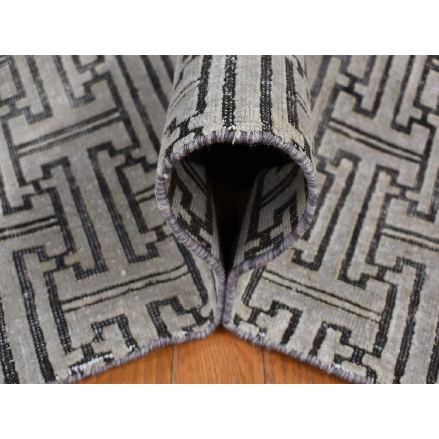 7'10"X10'3" Gray Pure Silk With Wool Roman Key Design Hand Knotted Rug