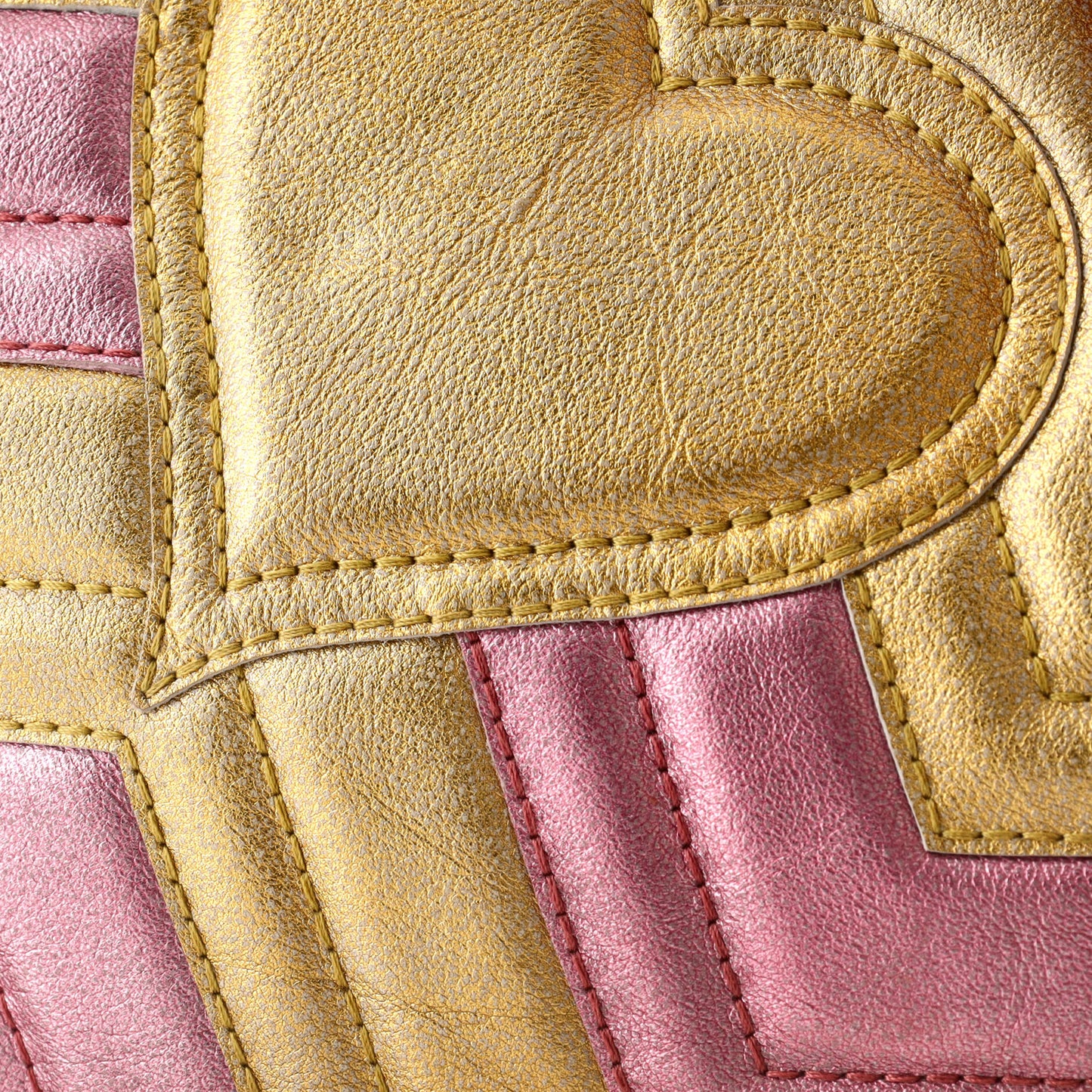 Gucci Gg Marmont Round Shoulder Bag Matelasse Leather Mini