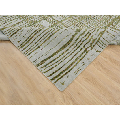 11'9"X14'8" Oversized Green Fine Jacquard Hand Loomed Wool & Art Silk Rug