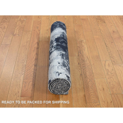 2'7"X5'9" Gray Abstract Design Wool And Silk Hand Knotted Runner Rug