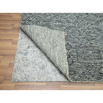 Rug 7'10"x10' Gray Intricate Geometric Design Wool and Silk Hand Knotted
