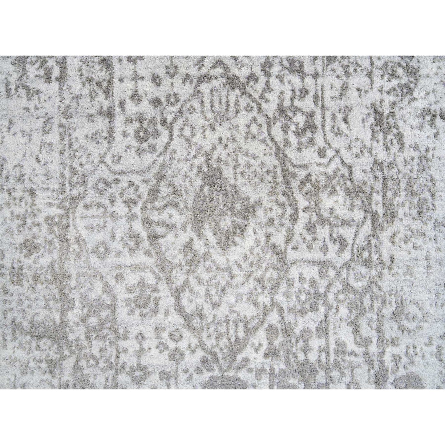 2'6"X8' Gray Broken Farsian Design Wool/Silk Hand Knotted Runner Rug