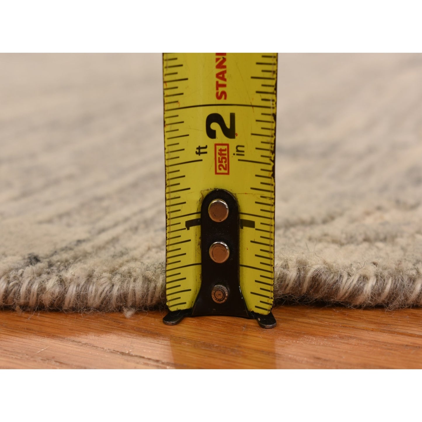 8'1"X8'1" Gray Undyed Natural Wool Modern Hand Knotted Round Rug