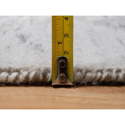 3'X5'3" Light Gray Hand Knotted Modern Design Undyed Natural Wool Rug