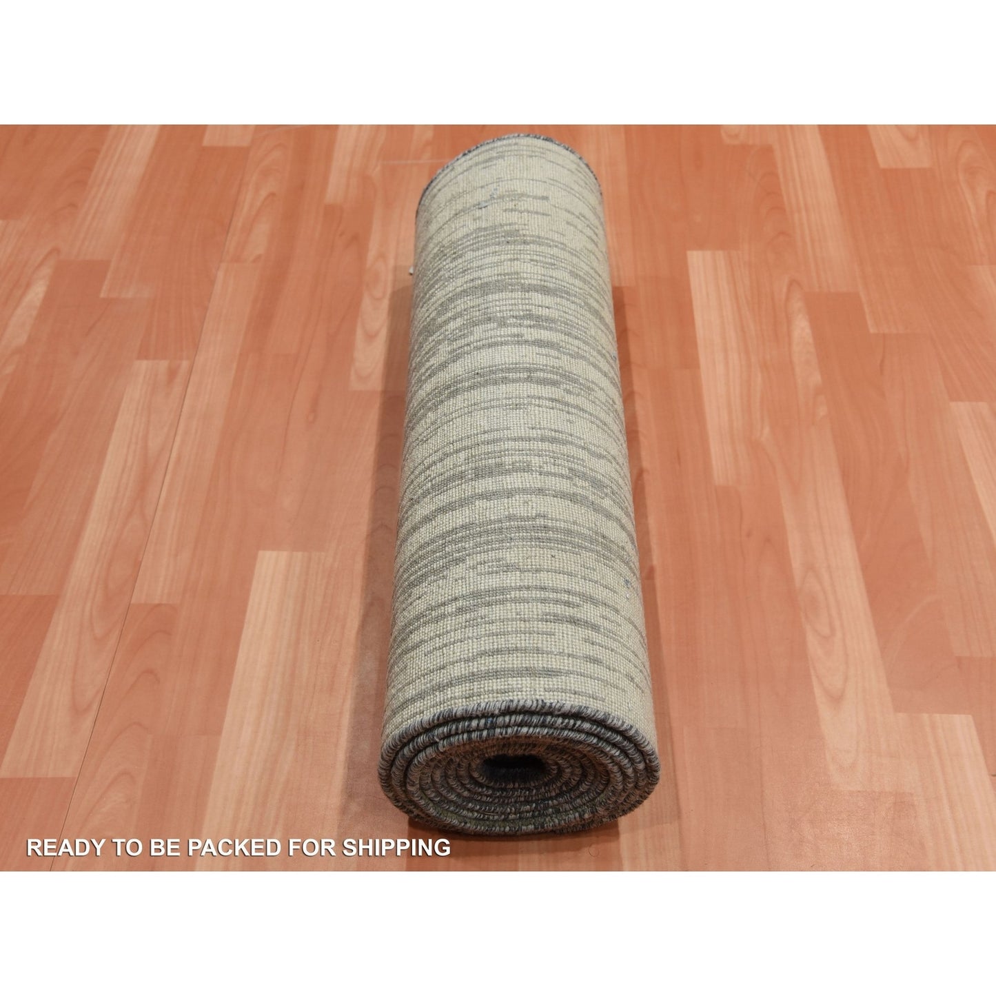 2'6"X12'6" Gray Modern Ombre Design Pure Wool Hand Knotted Runner Rug