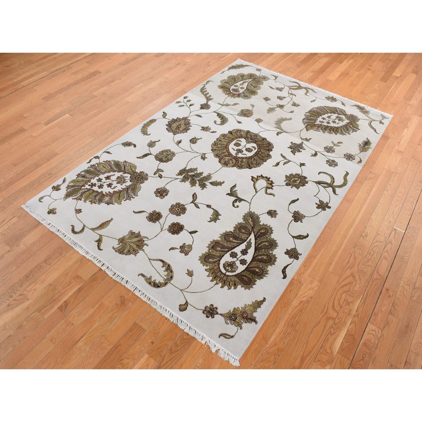6'X9'2" Timberwolf Gray Rajasthan Design Wool And Silk Hand Knotted Rug