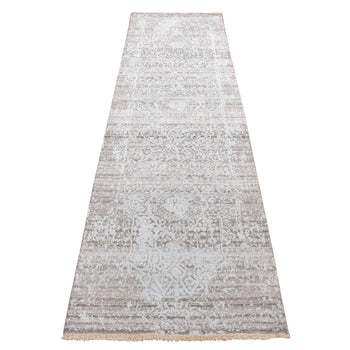 2'6''X10' Green Zoroastrian Design Hand Knotted Wool And Silk Runner Rug