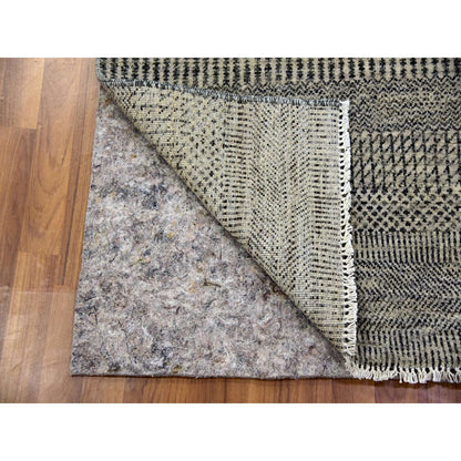 2'6"X5'10" Frost Gray Undyed Wool Grass Design Hand Knotted Runner Rug