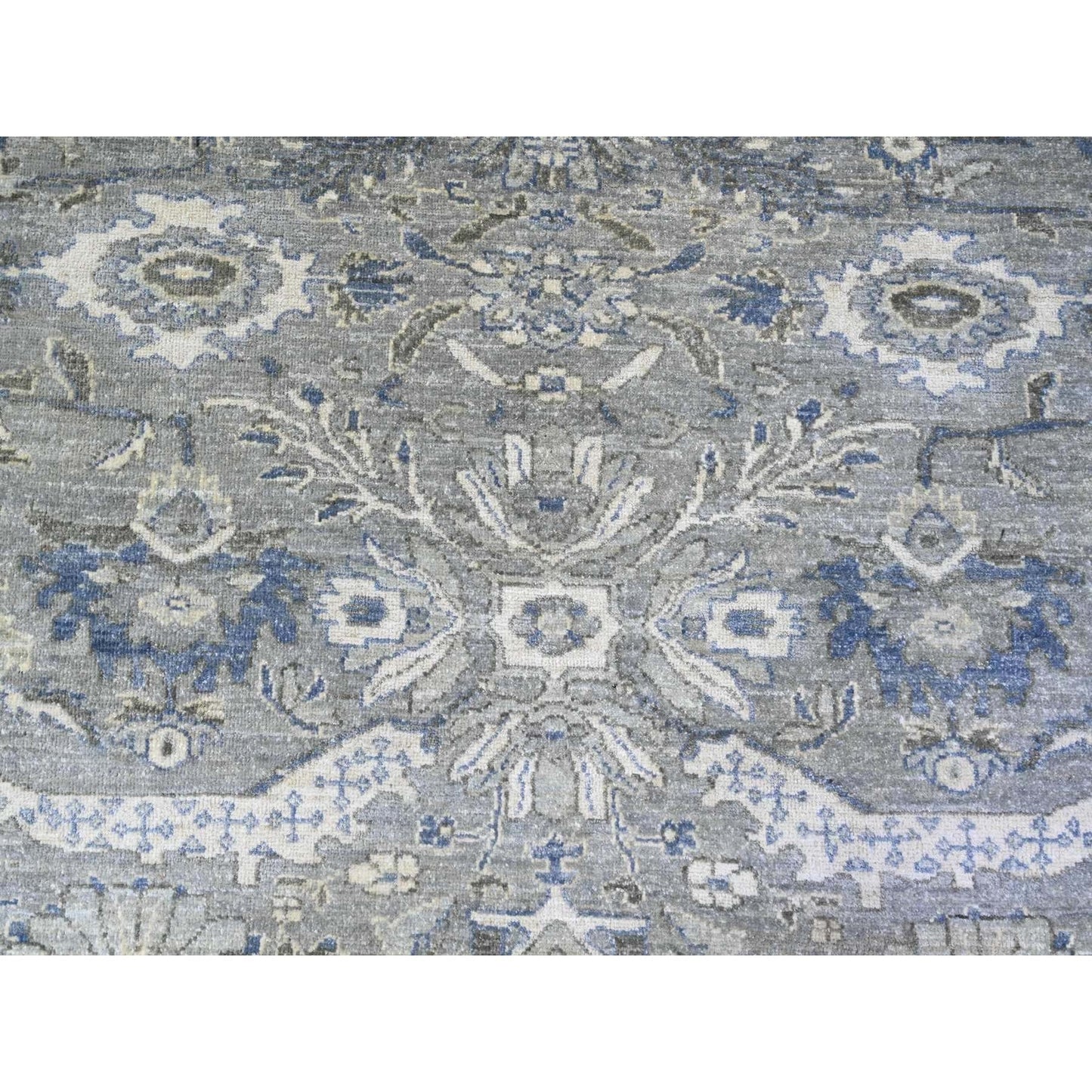 7'10"X9'9" Gray Heris Serrated Leaf Pattern Pure Wool Hand Knotted Rug