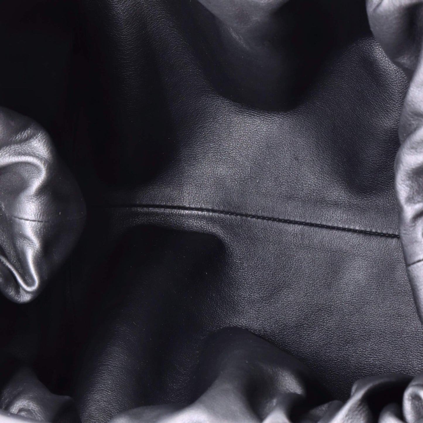 Bottega Veneta The Pouch Leather Teen