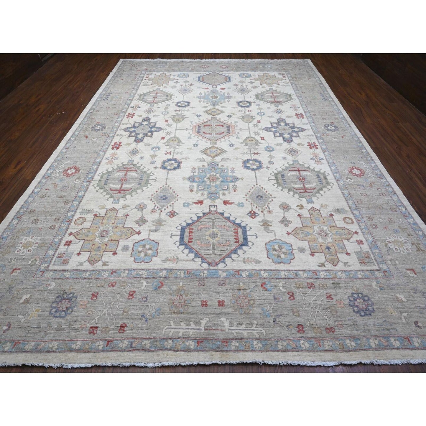 9'10"X13'10" Ivory Karajeh Design All Over Geometric Motifs Oriental Rug