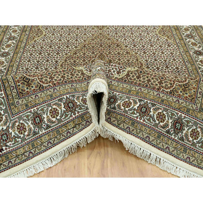 5'10"X9'2" Silky White Wool Tebraz Mahi Design Hand Knotted Oriental Rug