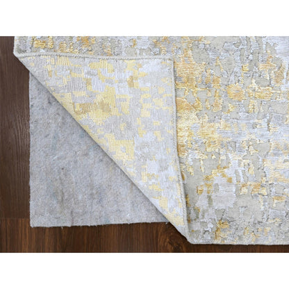 2'7"X7'10" Beige Abstract Design Wool And Silk Hand Knotted Runner Rug