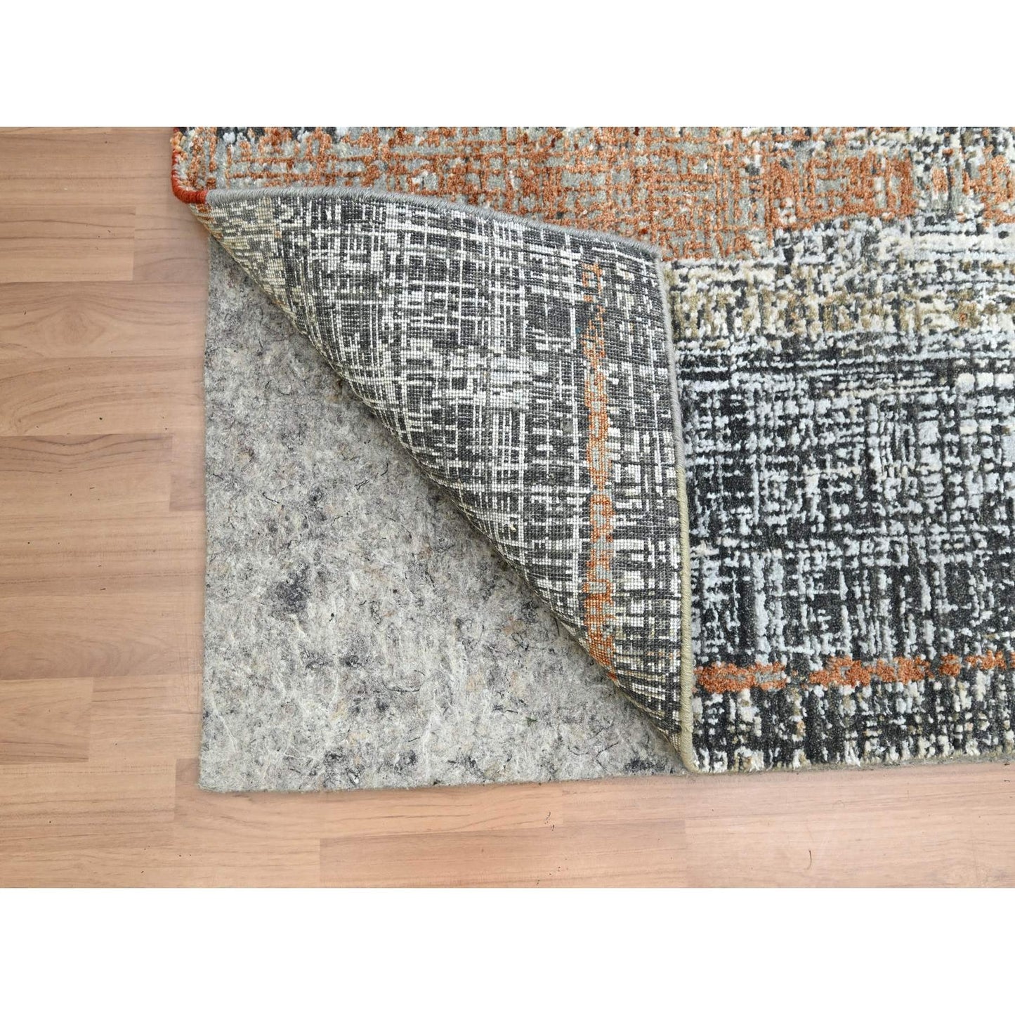 4'1"X6'3" Gray With Rust Hand Knotted Abstract Galaxy Design All Wool Rug
