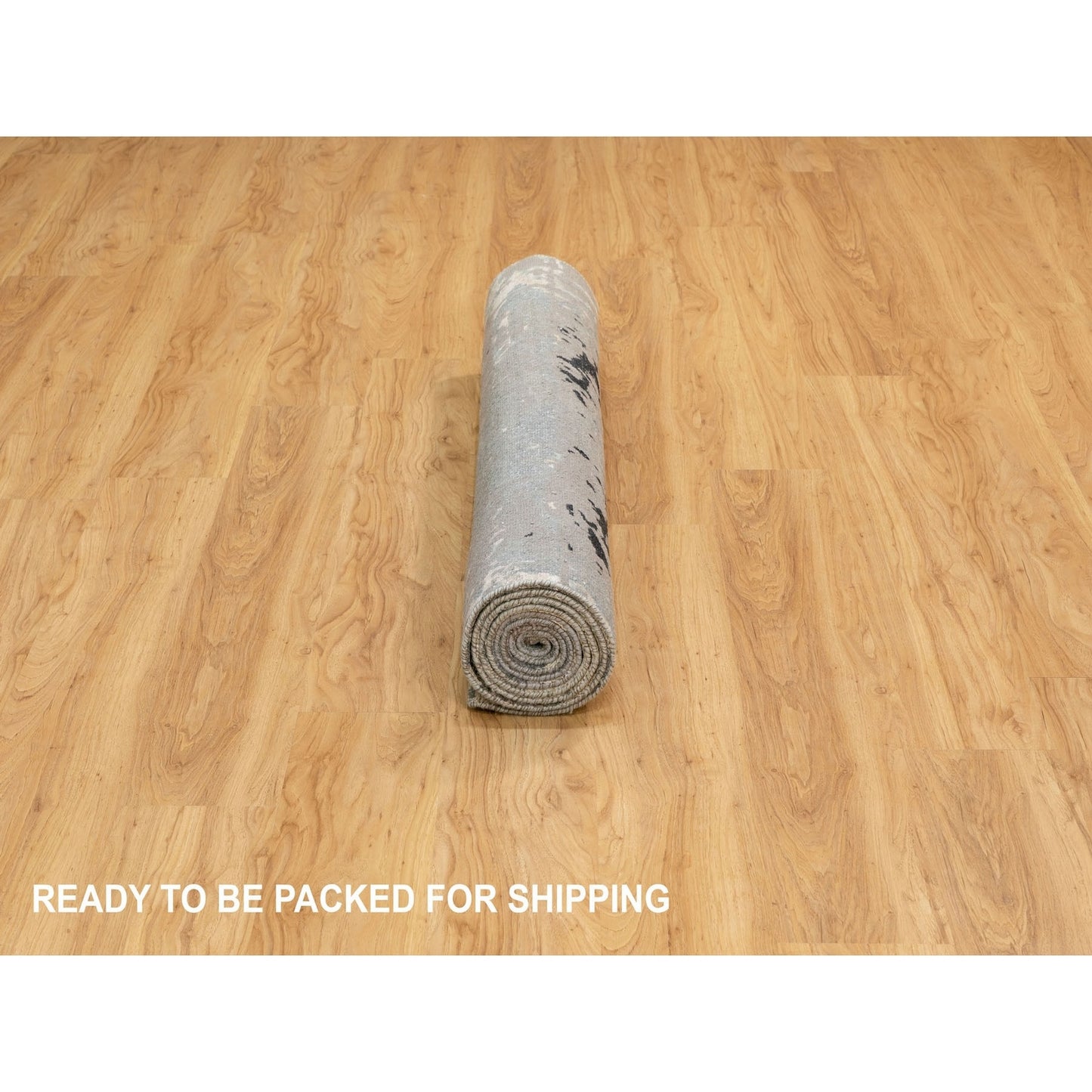 4'1"X10' Gray Abstract Design Wool And Silk Hi-Low Pile Hand Knotted Rug