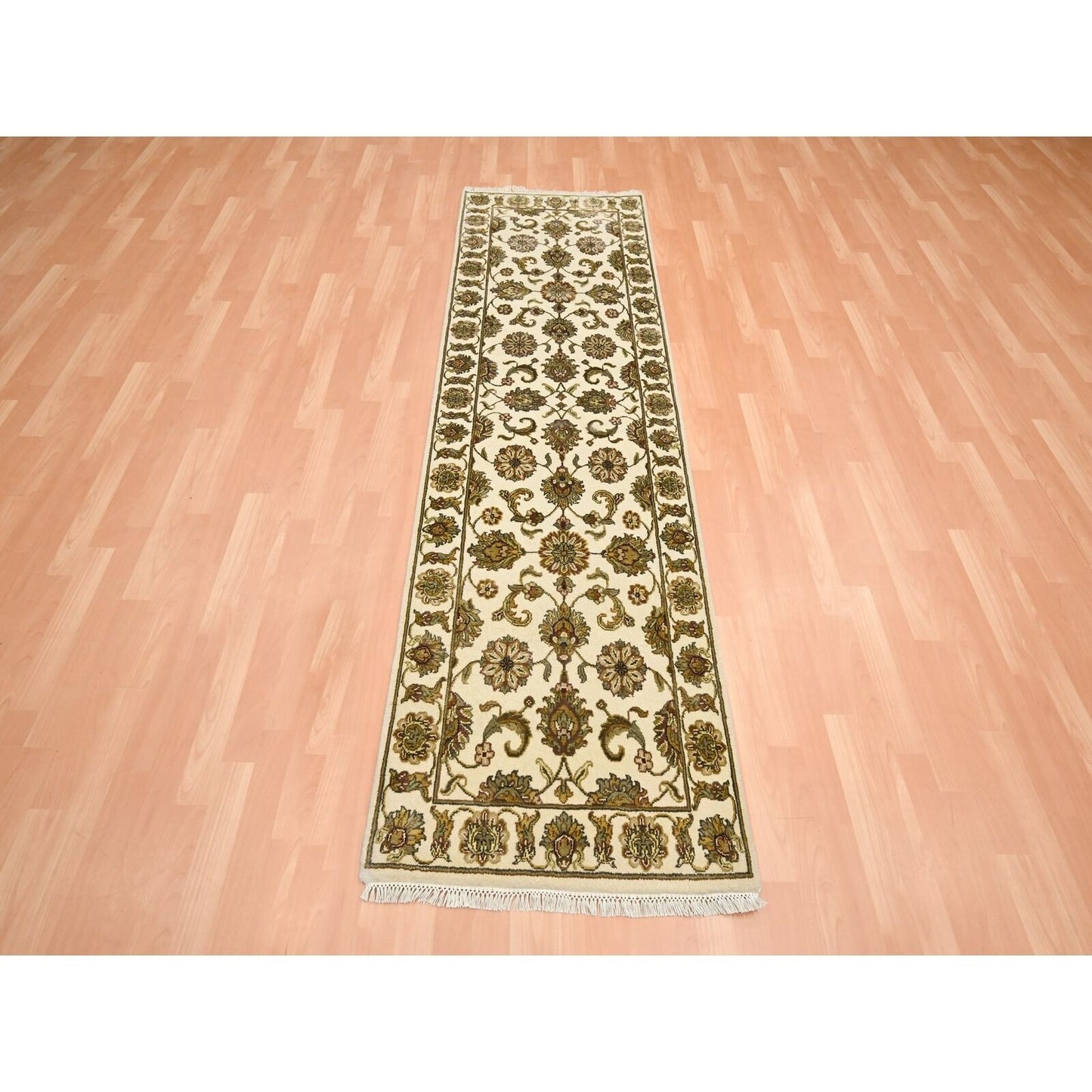 2'7"X8'3" White Rajasthan Leaf Design Hand Knotted Wool & Silk Runner Rug