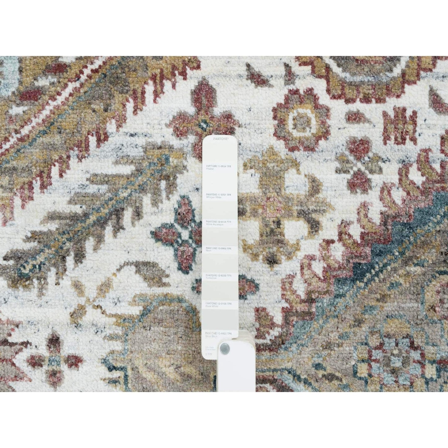 9'9"X9'9" Ivory Hand Knotted Flower Rosettes Border Round Oriental Rug
