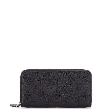 Louis Vuitton Zippy Wallet Mahina Leather