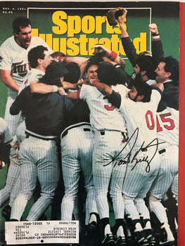 Tom Kelly Signed Sports Illustrated Magazine -